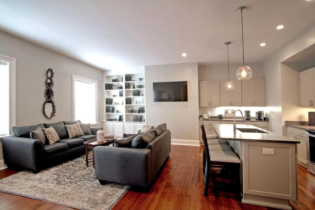 Newly Renovated 4 Bed 3 Bath And 2 Parking Spots Villa Savannah Dış mekan fotoğraf