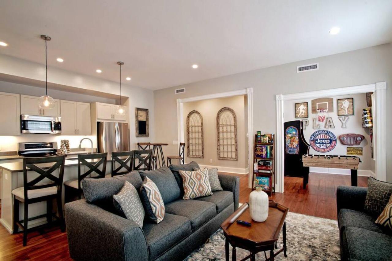 Newly Renovated 4 Bed 3 Bath And 2 Parking Spots Villa Savannah Dış mekan fotoğraf